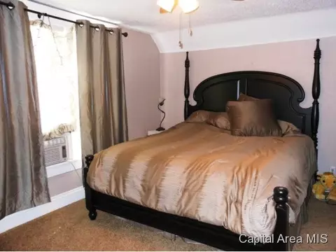 1609 W Governor, Springfield, IL 62704 photo 16