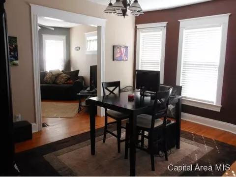 1609 W Governor, Springfield, IL 62704 photo 8