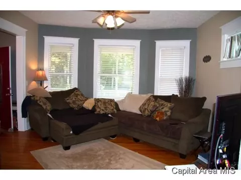 1609 W Governor, Springfield, IL 62704 photo 13