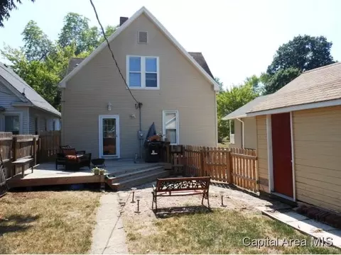 1609 W Governor, Springfield, IL 62704 photo 2