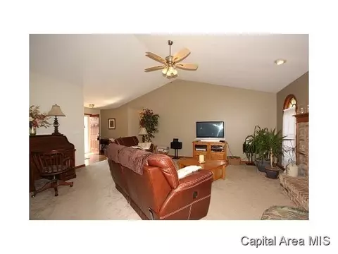 1409 E Hoechester, Springfield, IL 62712 photo 16