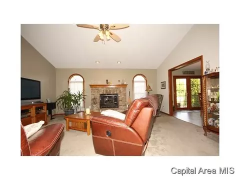 1409 E Hoechester, Springfield, IL 62712 photo 18