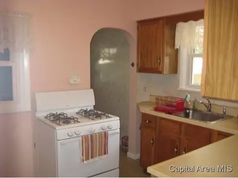 2544 S 10th, Springfield, IL 62703 photo 5