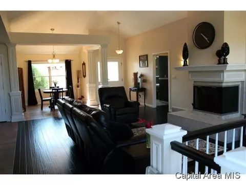 4100 Clearwater, Springfield, IL 62703 photo 3
