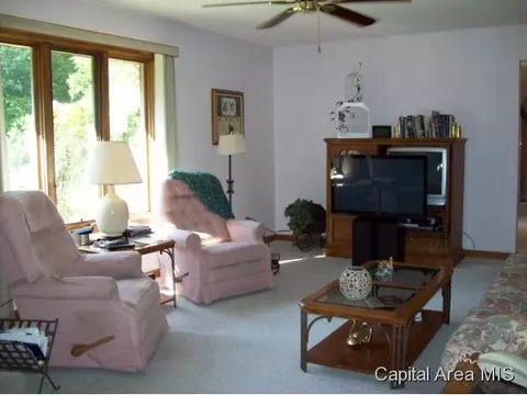 63 Brighton, Springfield, IL 62702 photo 7