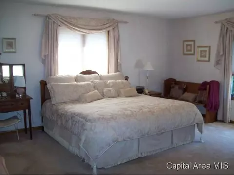 63 Brighton, Springfield, IL 62702 photo 9
