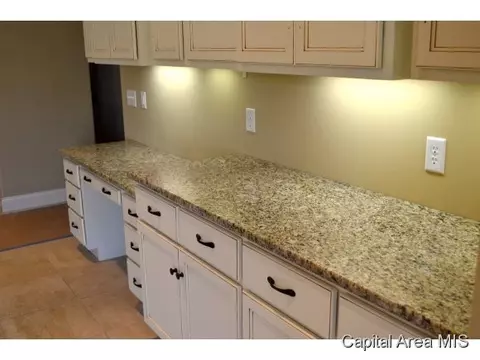 1805 West Rd, Springfield, IL 62711 photo 3