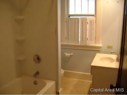 219 S Macarthur, Springfield, IL 62704 photo 14