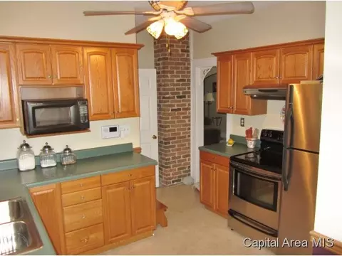 1101 W Washington St, Springfield, IL 62702 photo 6