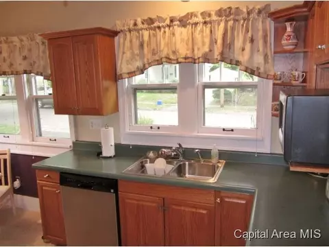 1101 W Washington St, Springfield, IL 62702 photo 7