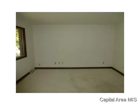 2100-02 Hazel Dell Rd, Springfield, IL 62707 photo 4