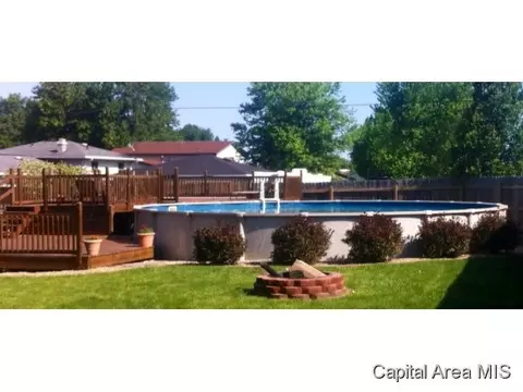 151 Olive, Virden, IL 62690 photo 2