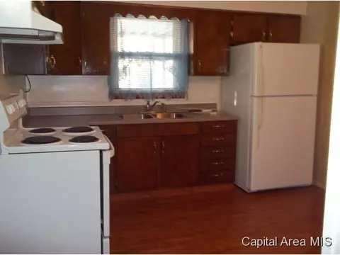 1832 Watch, Springfield, IL 62702 photo 6