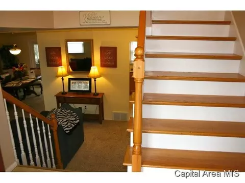 114 Nottingham, Springfield, IL 62704 photo 12