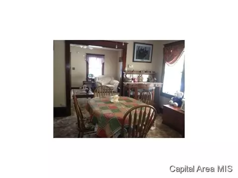 1101 N Osburn, Springfield, IL 62702 photo 4