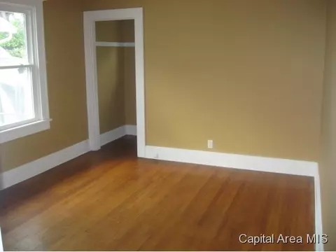 1117 W Monroe, Springfield, IL 62704 photo 9