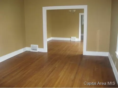 1117 W Monroe, Springfield, IL 62704 photo 3