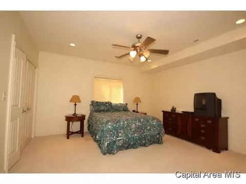 2612 Killarney, Springfield, IL 62711 photo 5