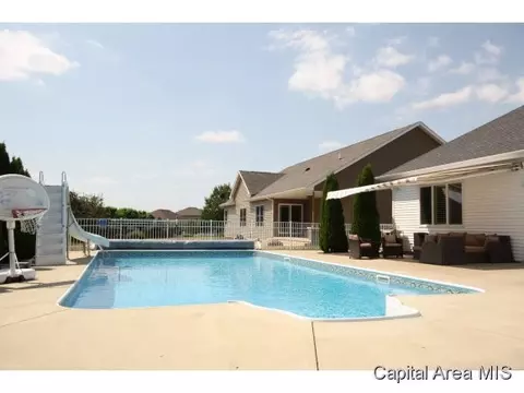 2612 Killarney, Springfield, IL 62711 photo 3