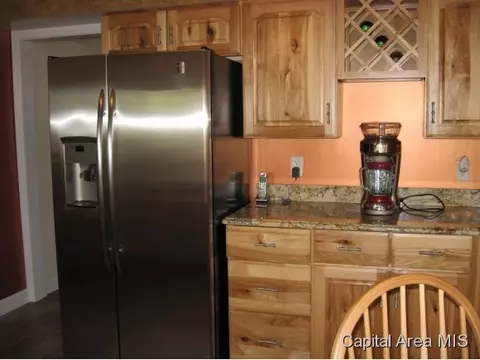 17 Hawthorne Ln, Springfield, IL 62712 photo 7
