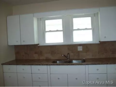 1717 S Pasfield, Springfield, IL 62704 photo 8