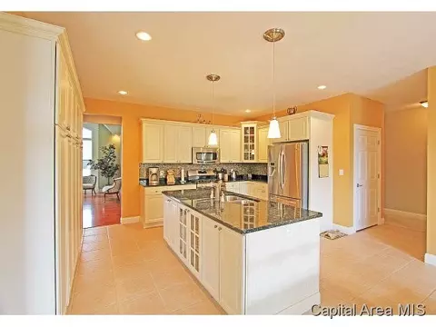 2204 Harbor Lndg, Springfield, IL 62712 photo 9