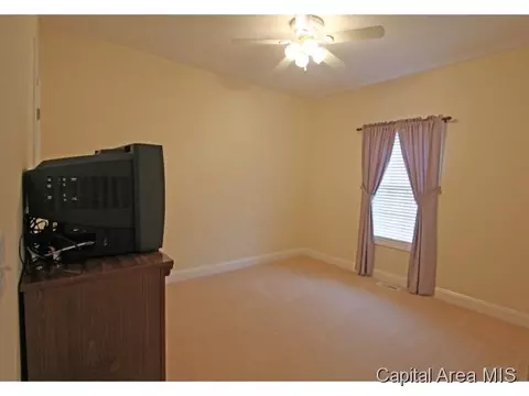 2204 Harbor Lndg, Springfield, IL 62712 photo 19