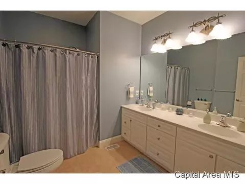 2204 Harbor Lndg, Springfield, IL 62712 photo 18