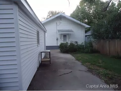 2412 S 10th, Springfield, IL 62703 photo 5