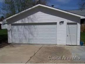 1913 Lee Street St, Springfield, IL 62703 photo 2