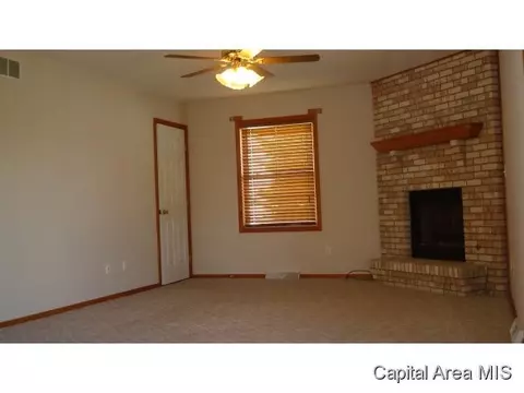 2701 Carl Pr, Springfield, IL 62703 photo 5