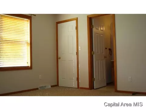 2701 Carl Pr, Springfield, IL 62703 photo 6