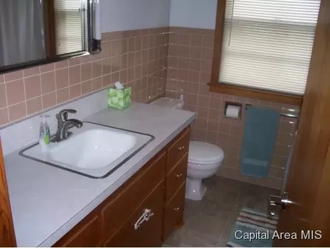 2141 N 6th St, Springfield, IL 62702 photo 8