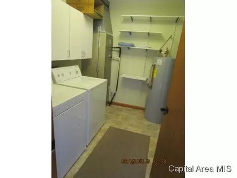 3808 Thrush Ln, Springfield, IL 62707 photo 9