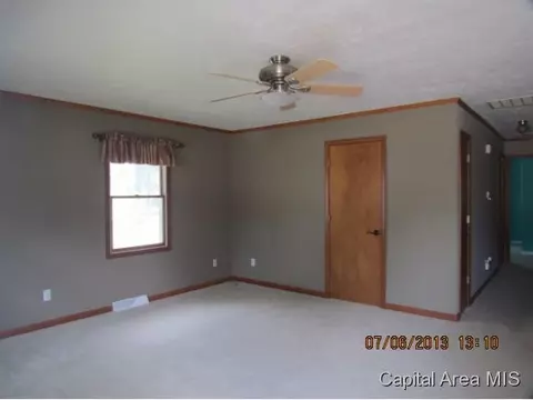 3808 Thrush Ln, Springfield, IL 62707 photo 15