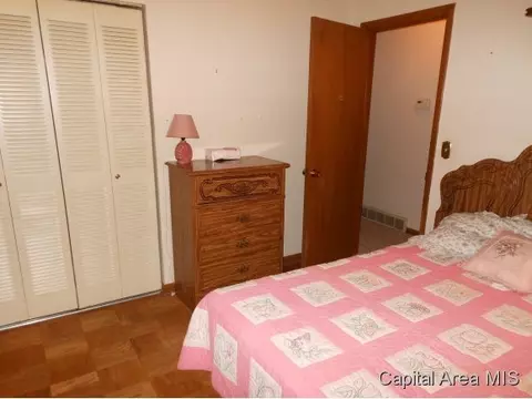 3412 Moorgate Dr, Springfield, IL 62703 photo 9