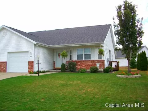 220 Independence Blvd, Chatham, IL 62629 photo 1