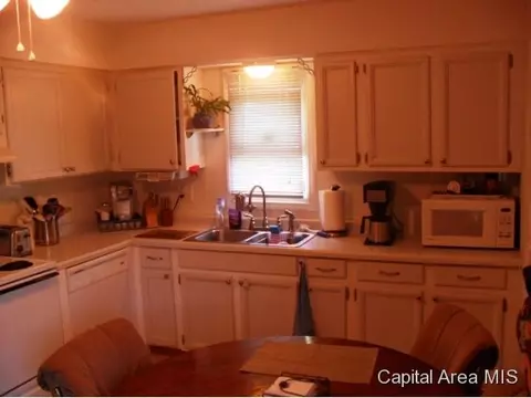 2533 Burton, Springfield, IL 62703 photo 8