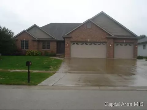 2717 Dickens, Springfield, IL 62711 photo 1
