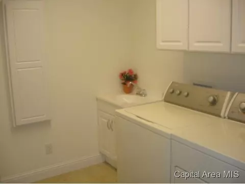 2717 Dickens, Springfield, IL 62711 photo 13