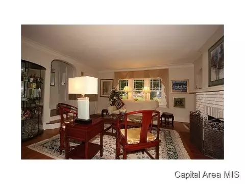 1304 Bates Ave, Springfield, IL 62704 photo 5