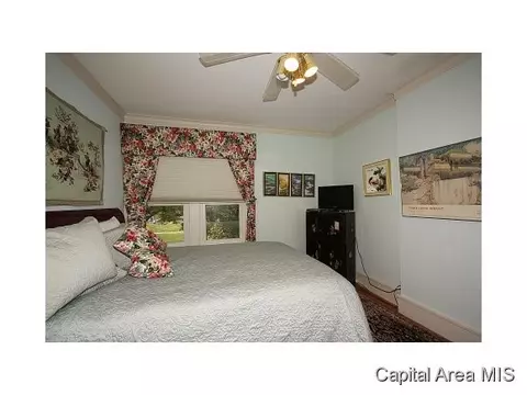 1304 Bates Ave, Springfield, IL 62704 photo 18