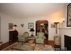 1306 Bates Ave, Springfield, IL 62704 photo 2