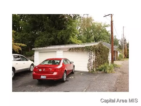 1306 Bates Ave, Springfield, IL 62704 photo 22