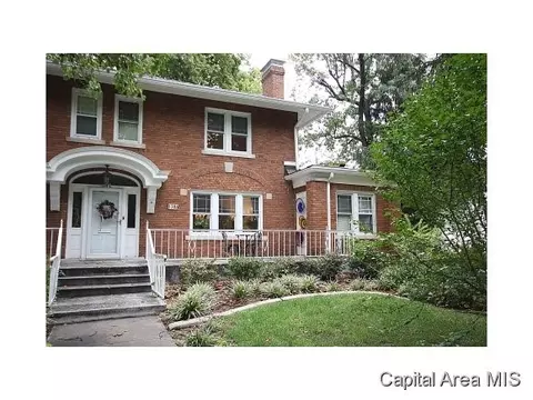 1306 Bates Ave, Springfield, IL 62704 photo 1