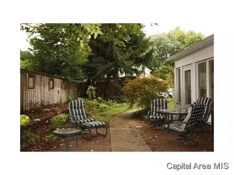 1306 Bates Ave, Springfield, IL 62704 photo 20