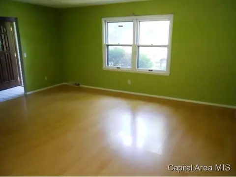 44 Squires, Springfield, IL 62704 photo 2