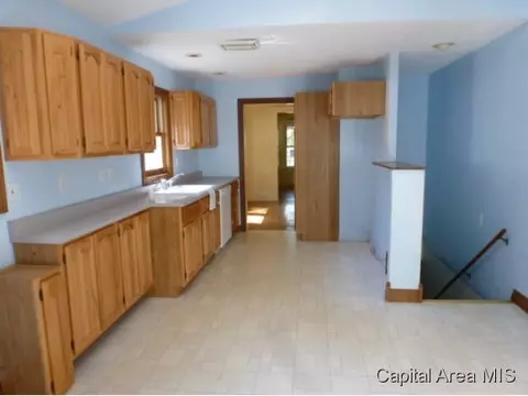 2228 S Lowell, Springfield, IL 62704 photo 7