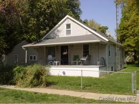 2111 E Pne, Springfield, IL 62703 photo 1