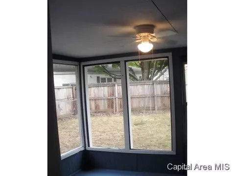 12 Beverly, Springfield, IL 62702 photo 5
